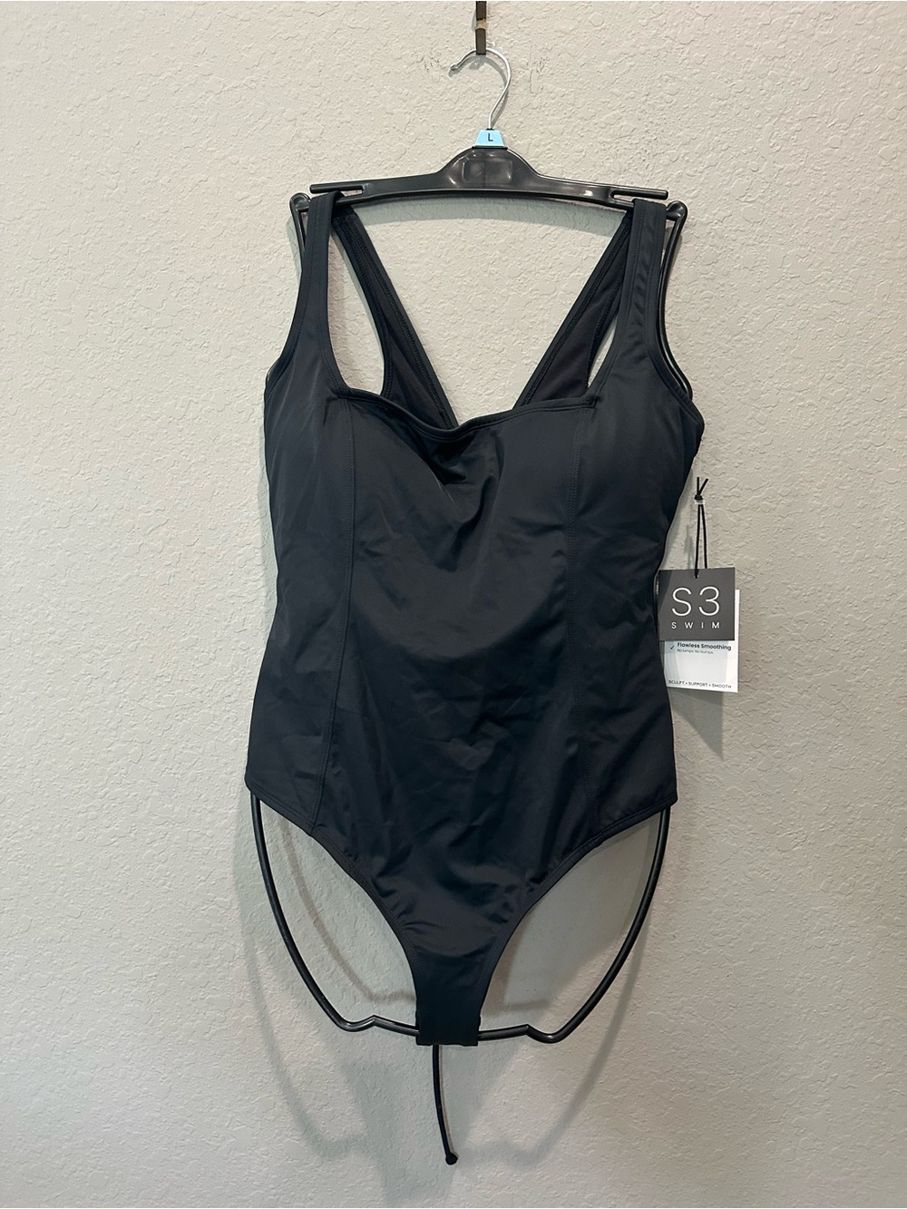 S3 Kohls one piece black swimsuit Sz XL
NWT